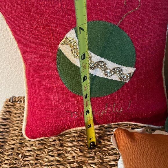 Woof and Poof 2007 Musical Christmas Pillows Naughty Nice and Witch Halloween P - Picture 10 of 16